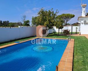 Piscina de Casa o xalet en venda en Chiclana de la Frontera amb Calefacció, Jardí privat i Terrassa