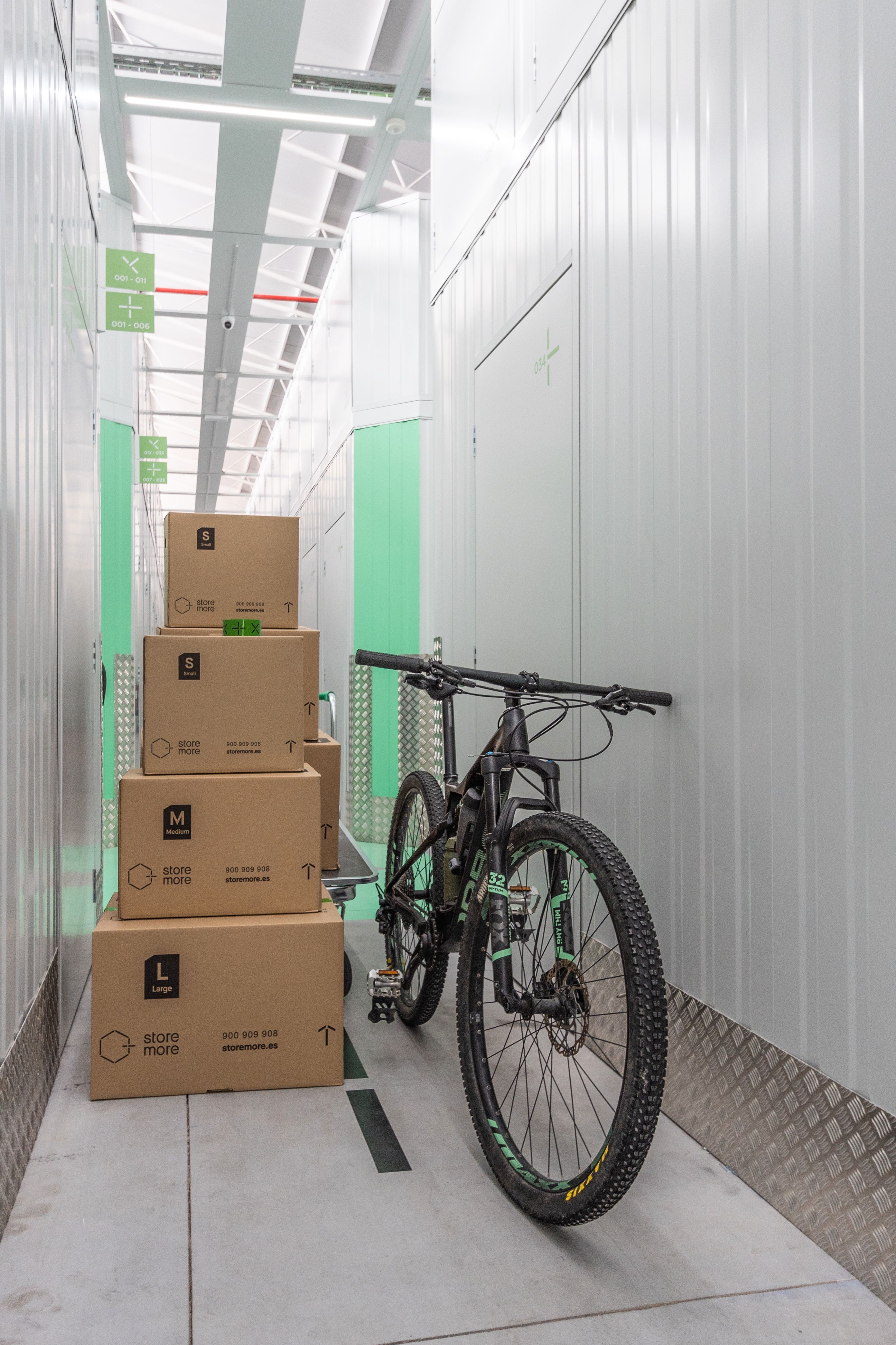 Abstellraum miete in  Madrid Capital mit Alarm