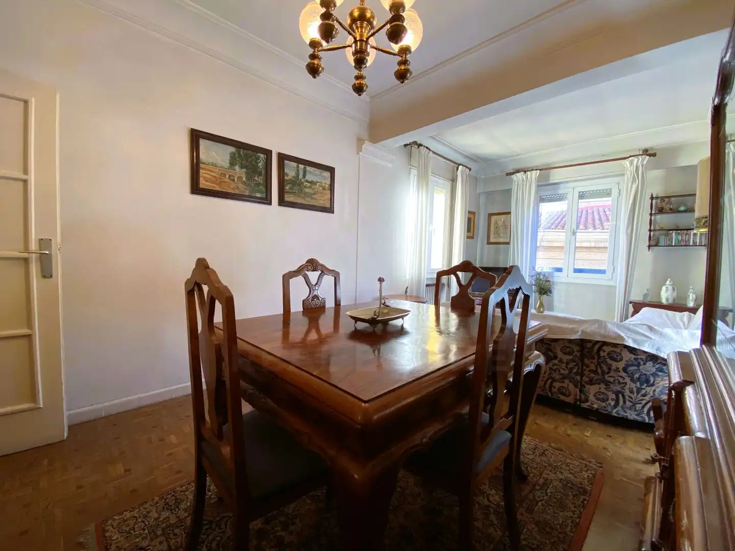 Comedor de Piso en venta en Madrid con Calefacción