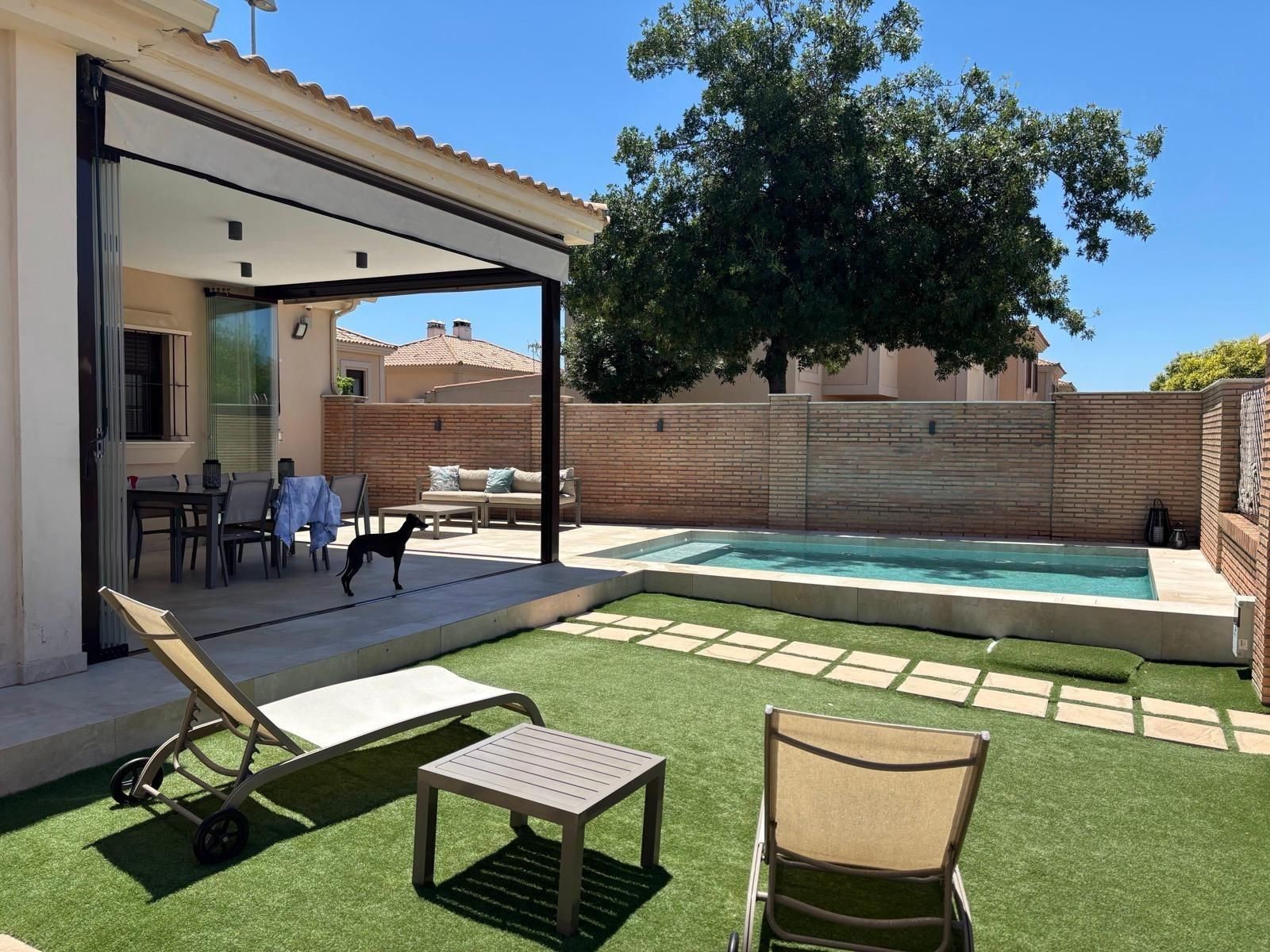 Casa adosada en venta en Montealto