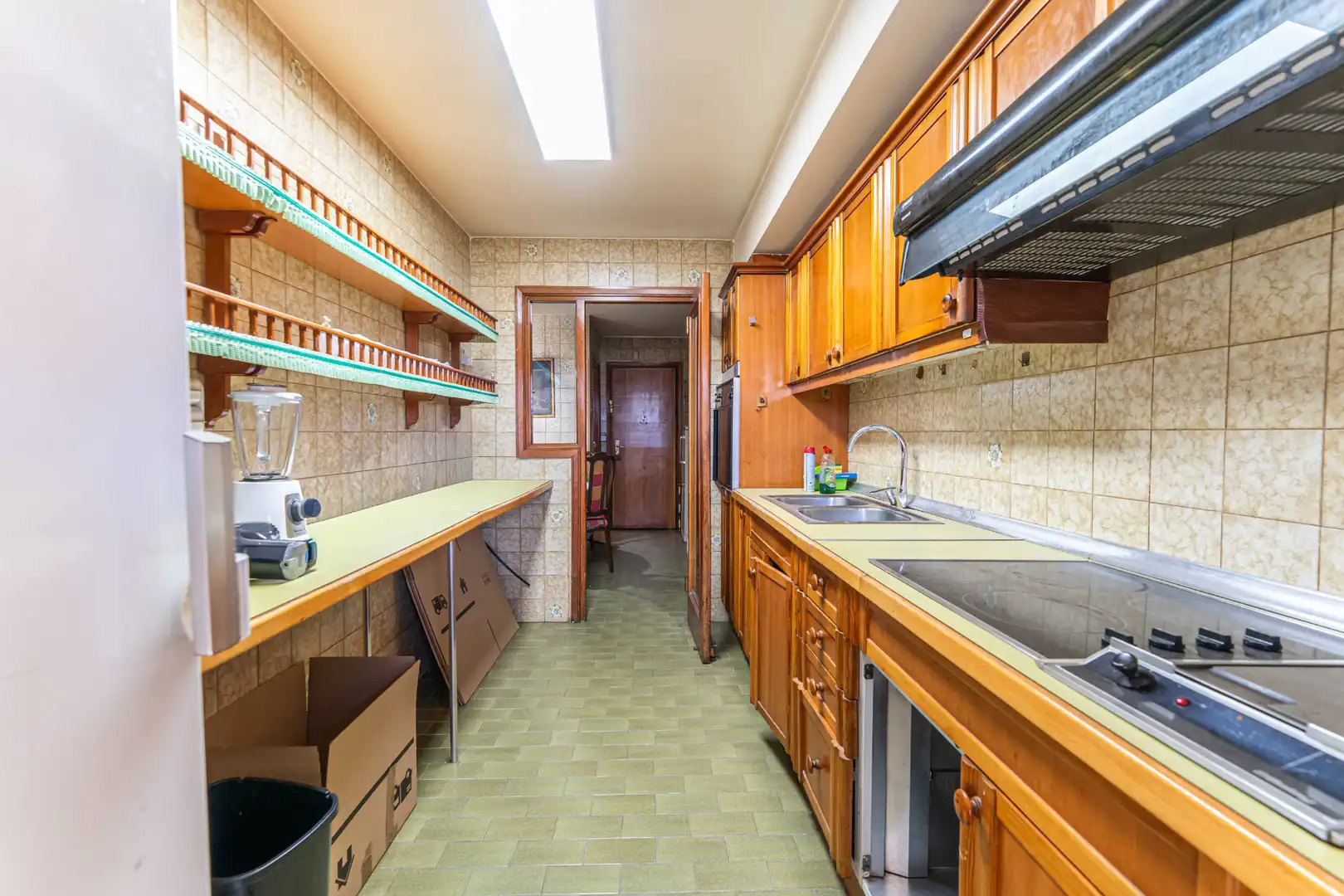 Cuina de Pis en venda en Madrid amb Calefacció, Parquet i Terrassa