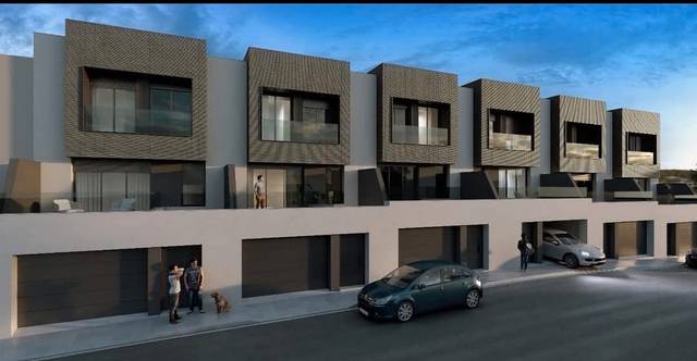 Casa adosada en Venta en Fuentemora