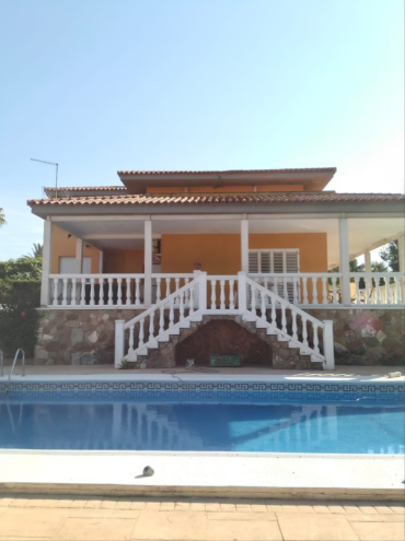 Exterior view of House or chalet for sale in Torrent  with Air Conditioner, Private garden and Parquet flooring