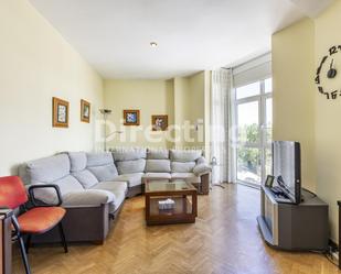Sala d'estar de Pis en venda en  Madrid Capital amb Aire condicionat, Calefacció i Parquet