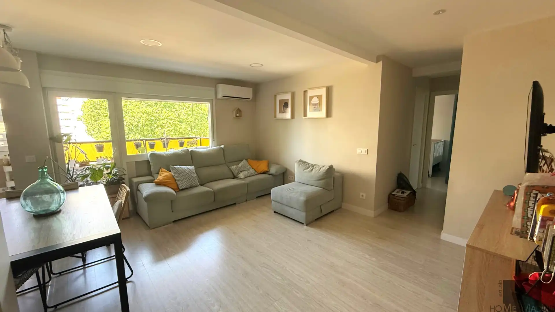 Living room of Flat for sale in Madrid  with Air Conditioner, Heating and Terrace