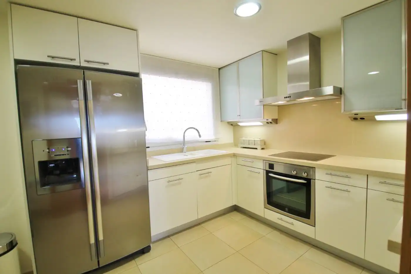 Küche von Wohnung zum Verkauf in Alicante / Alacant mit Klimaanlage, Terrasse und Möbliert