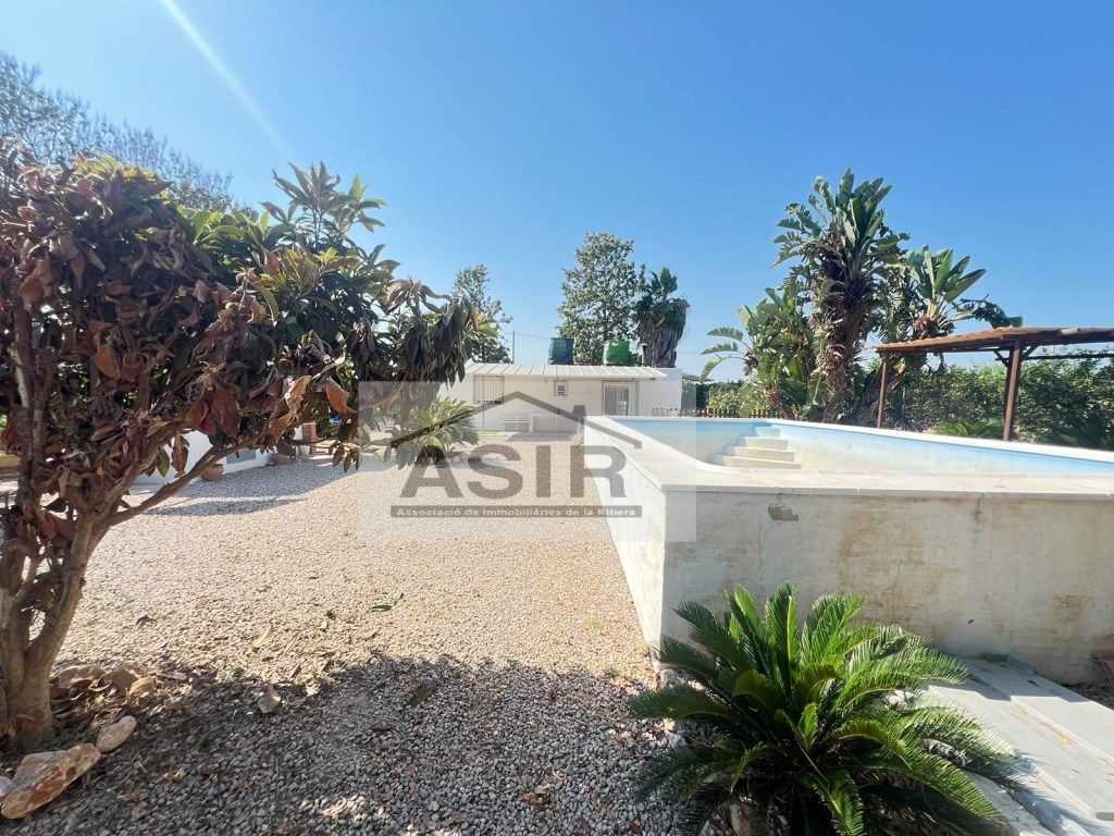 Vista exterior de Casa o xalet en venda en Corbera amb Terrassa i Piscina