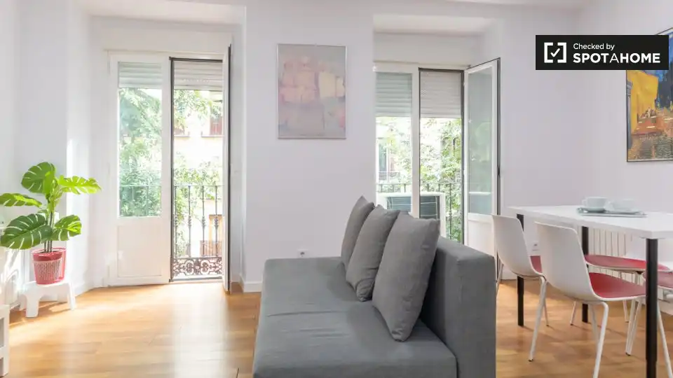 Piso con terraza en alquiler en Centro, imagen 3