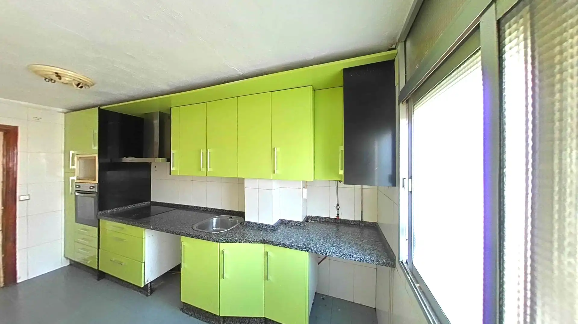 Cocina de Piso en venta en Sevilla con Aire acondicionado y Balcón