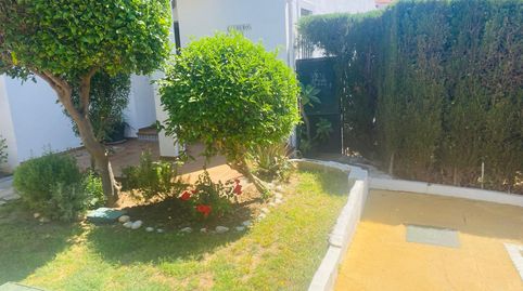 Foto 5 de Casa adosada en venda a Nueva Atalaya, Estepona