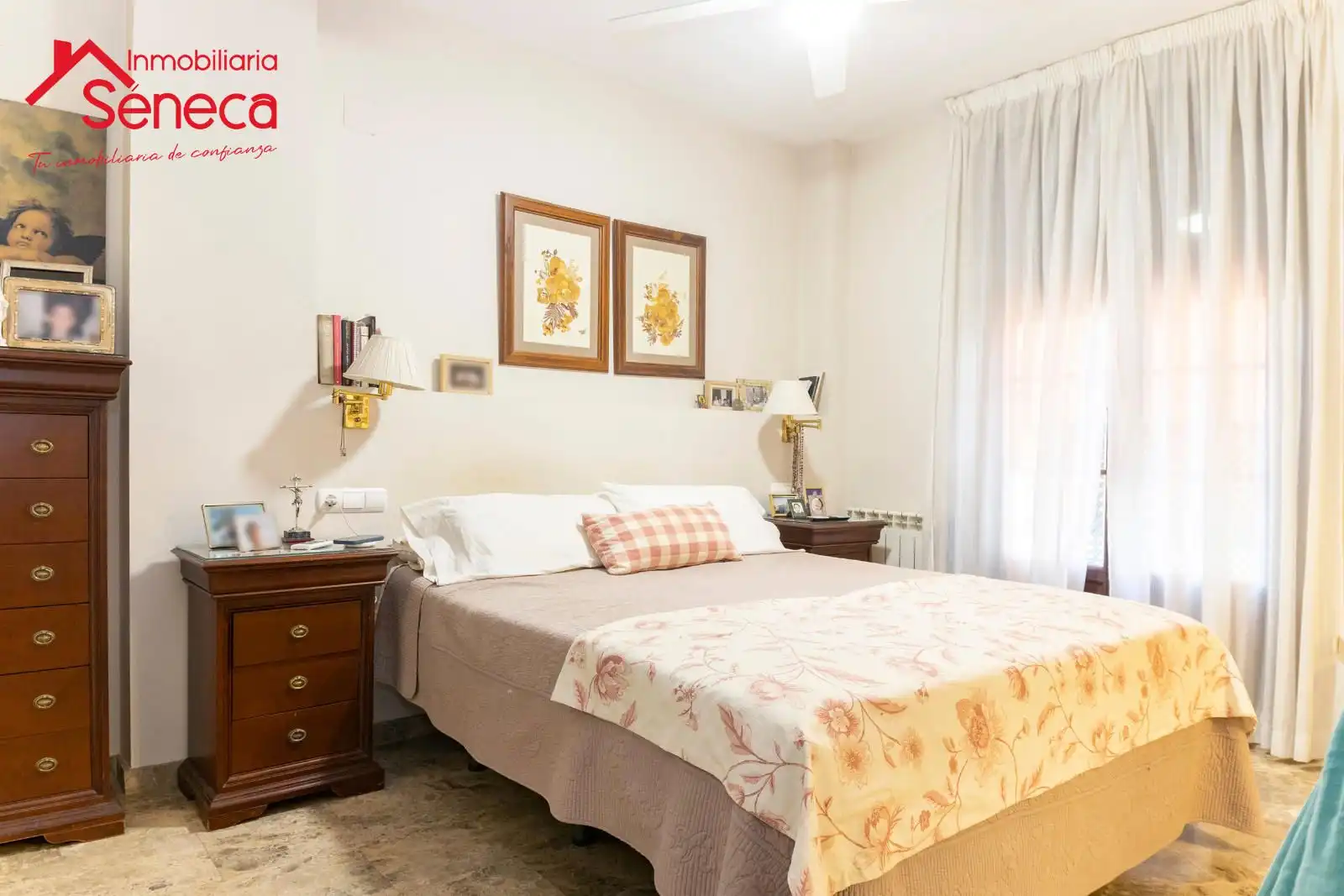 Habitación de Casa adosada en venta en Córdoba con Aire acondicionado, Calefacción y Jardín privado