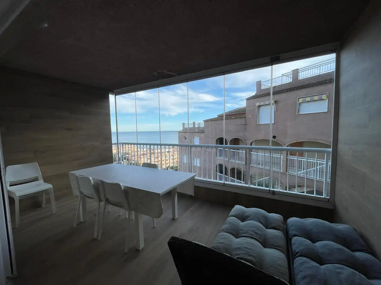 Apartments for rent to own in El Faro