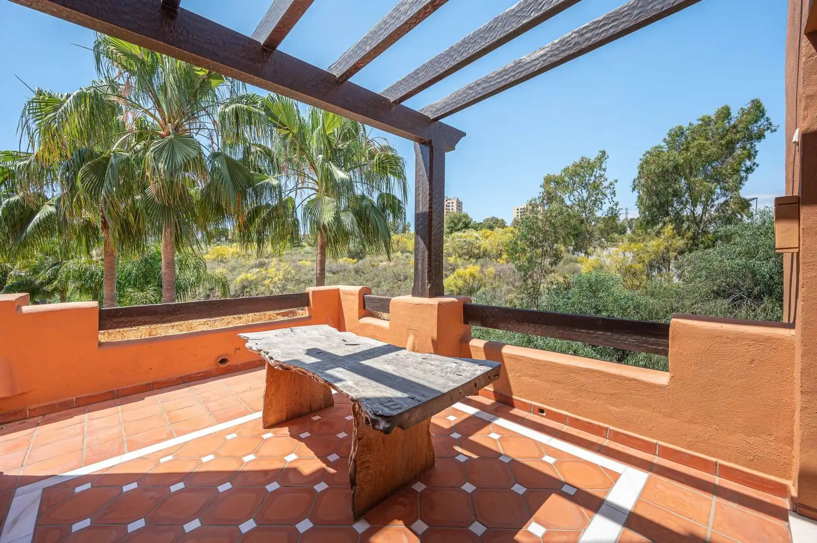 Terraza de Ático en venta en Marbella con Terraza, Trastero y Piscina comunitaria