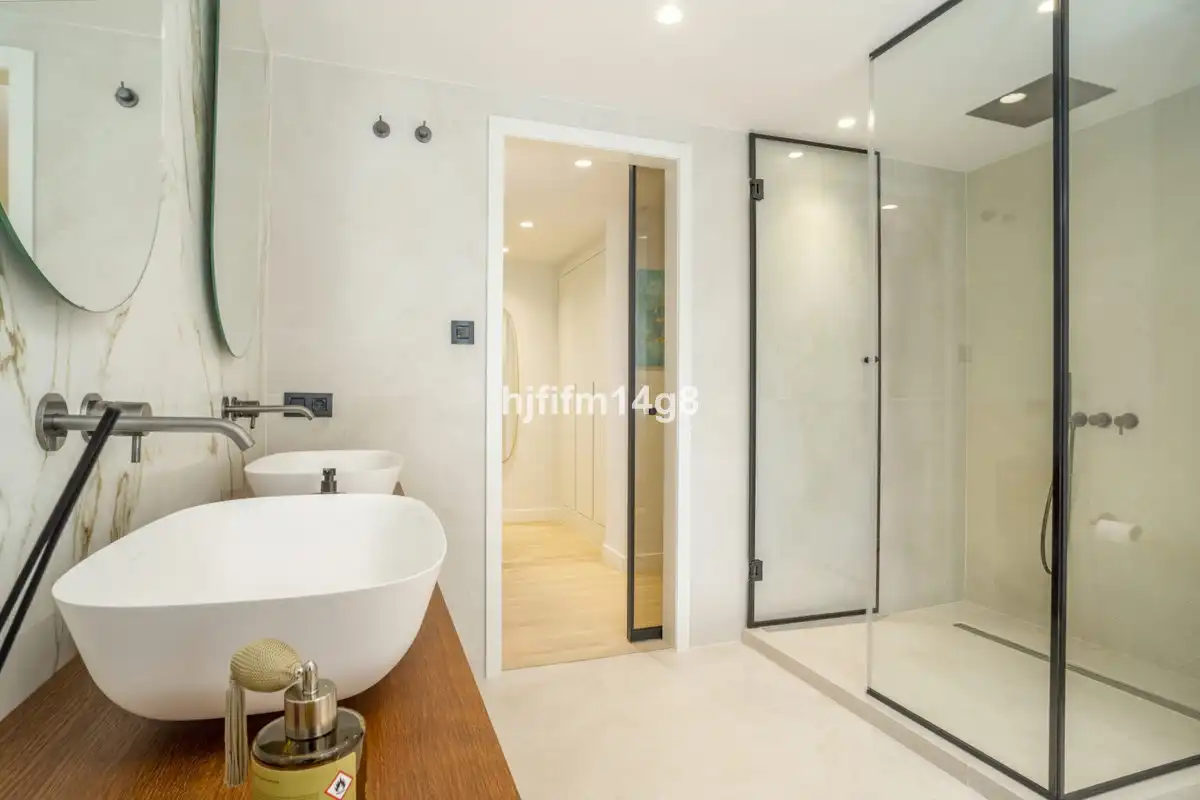 Piso con ascensor en venta en Nueva Andalucía, imagen 14