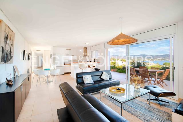 Casa-chalet en Venta en Carrer s'Arnella de Mar en El Port de la Selva