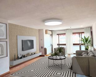 Living room of Flat for sale in  Madrid Capital