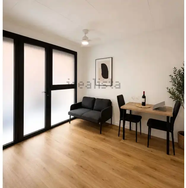 Living room of Study for sale in Cornellà de Llobregat  with Parquet flooring, Furnished and Alarm