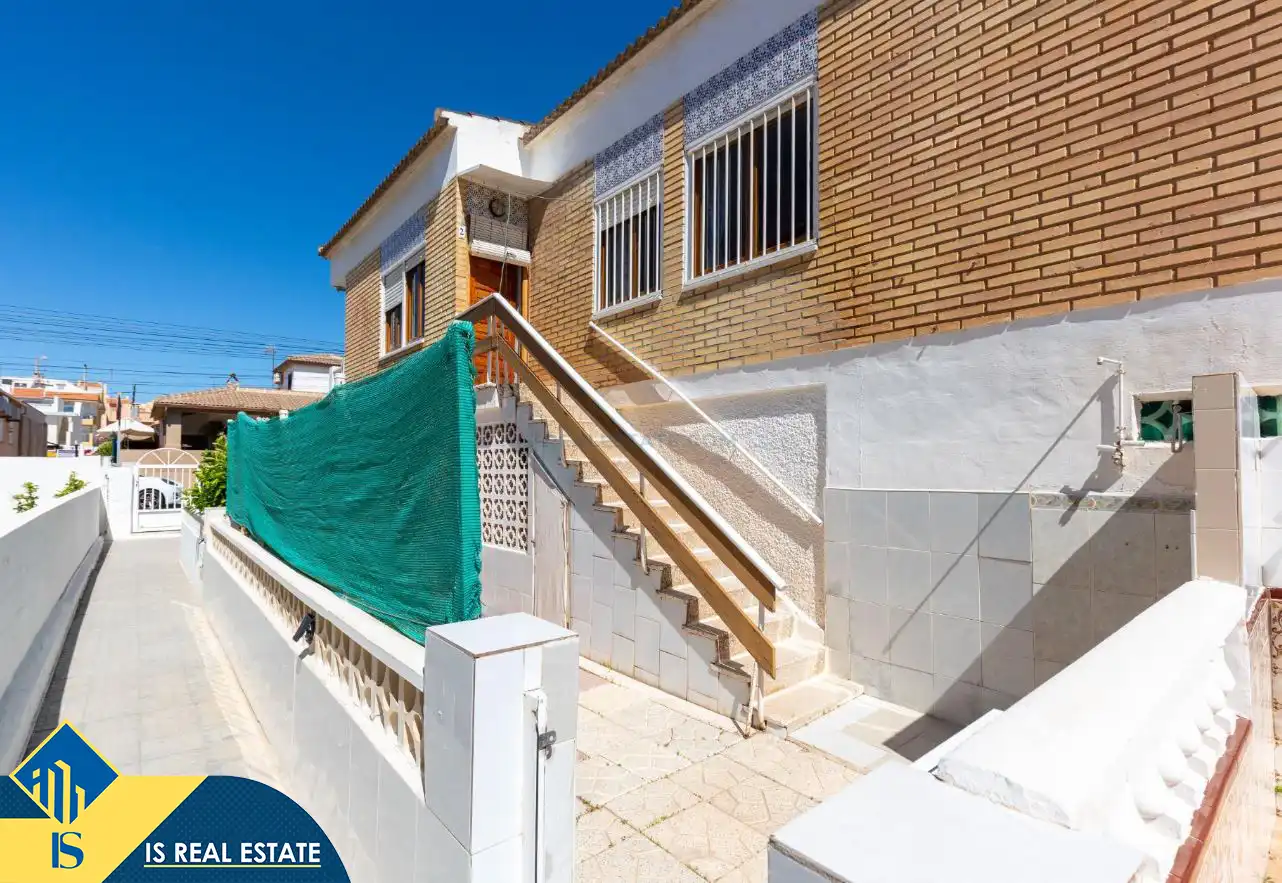 Exterior view of Houses for sale in Torrevieja  with Air Conditioner, Heating and Terrace