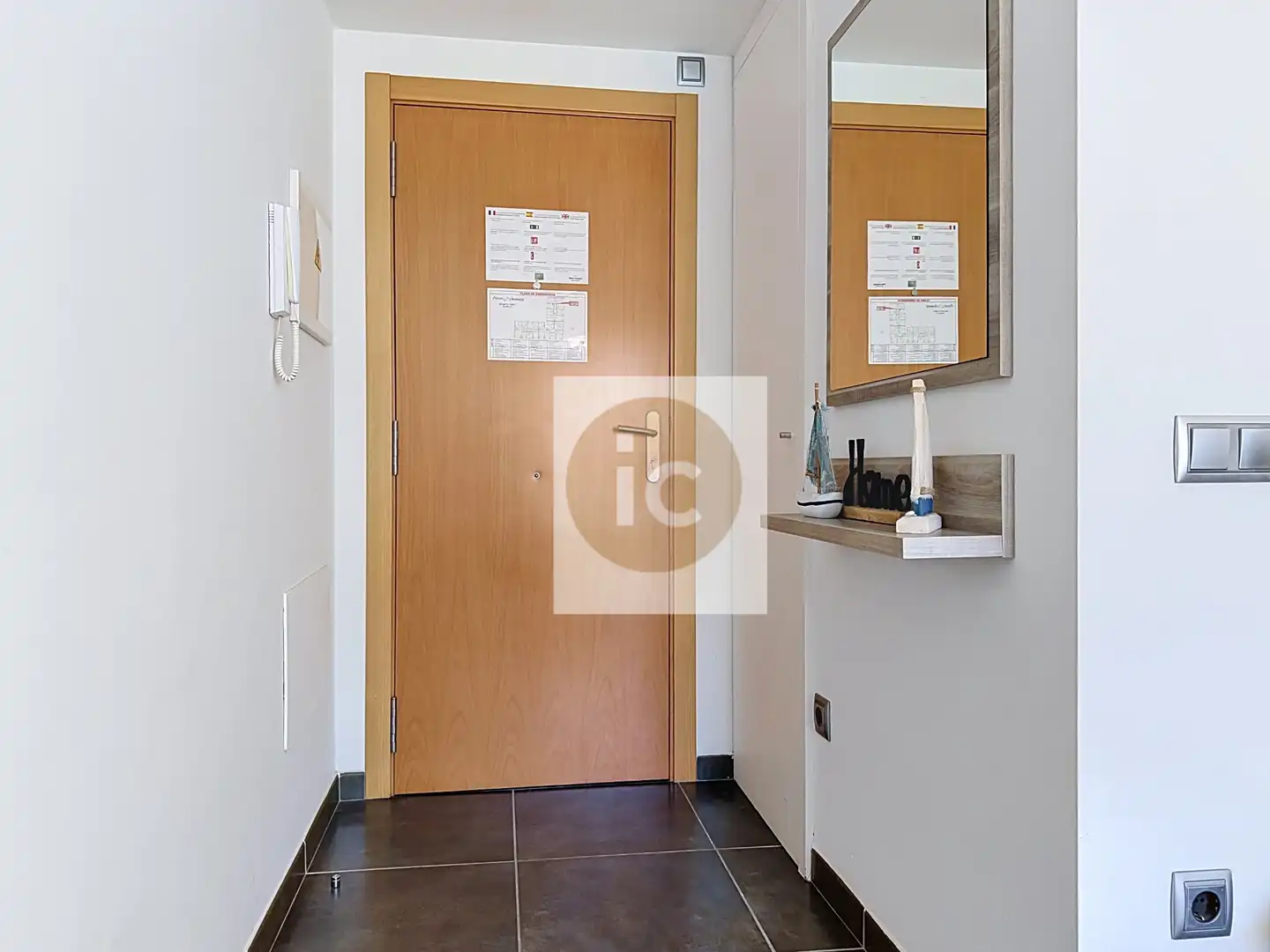 Apartamento con terraza en venta en Carrer del Roca Maura 32, imagen 23