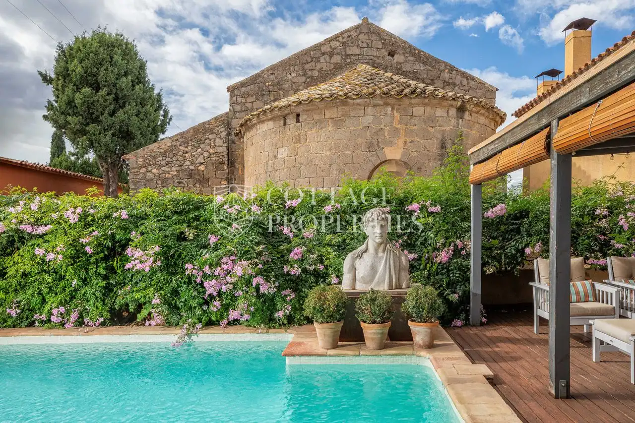Vista exterior de Finca rústica en venta en Torroella de Fluvià con Aire acondicionado, Jardín privado y Terraza