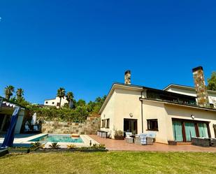 Vista exterior de Casa o xalet en venda en Badajoz Capital amb Aire condicionat, Calefacció i Jardí privat