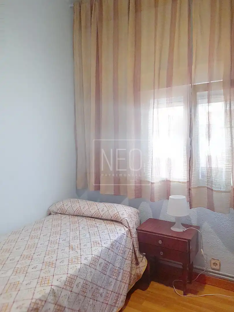 Schlafzimmer von Erdgeschoss zum Verkauf in Latina
