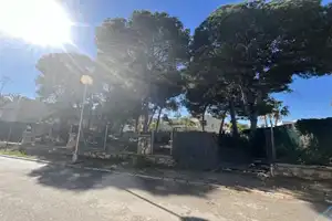 Terreno residenziale in vendita a Calle de Rosalía de Castro 7