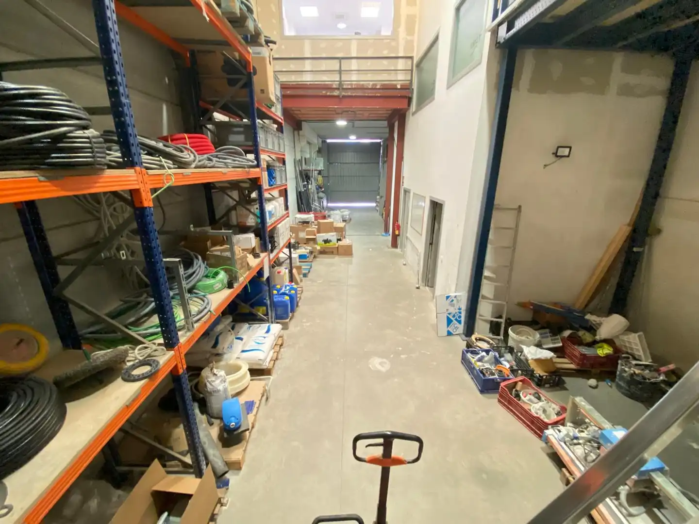 Fabrikhallen zum Verkauf in Arroyomolinos (Madrid) mit Heizung