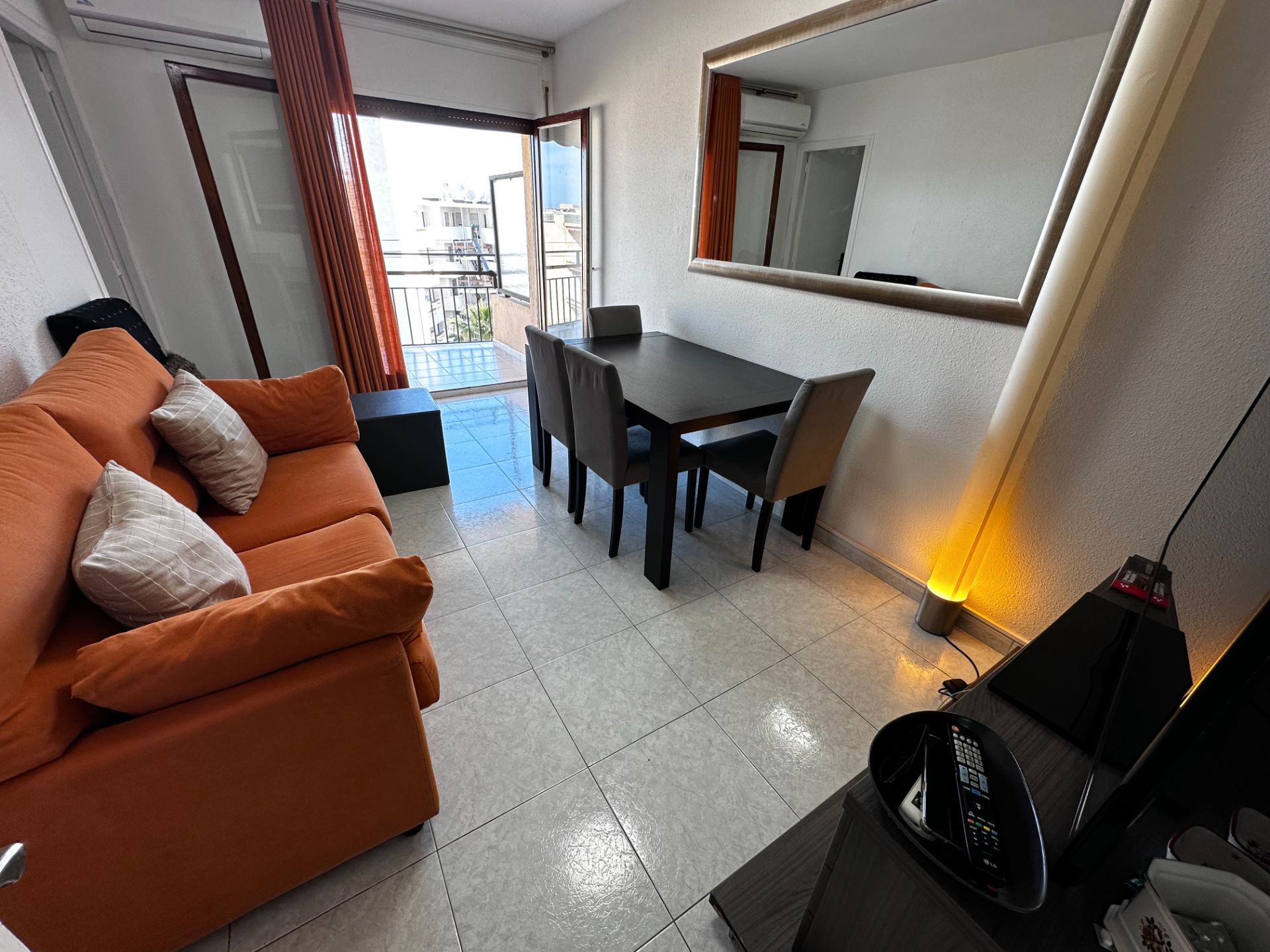 Sala d'estar de Apartament en venda en Cambrils amb Aire condicionat, Calefacció i Terrassa