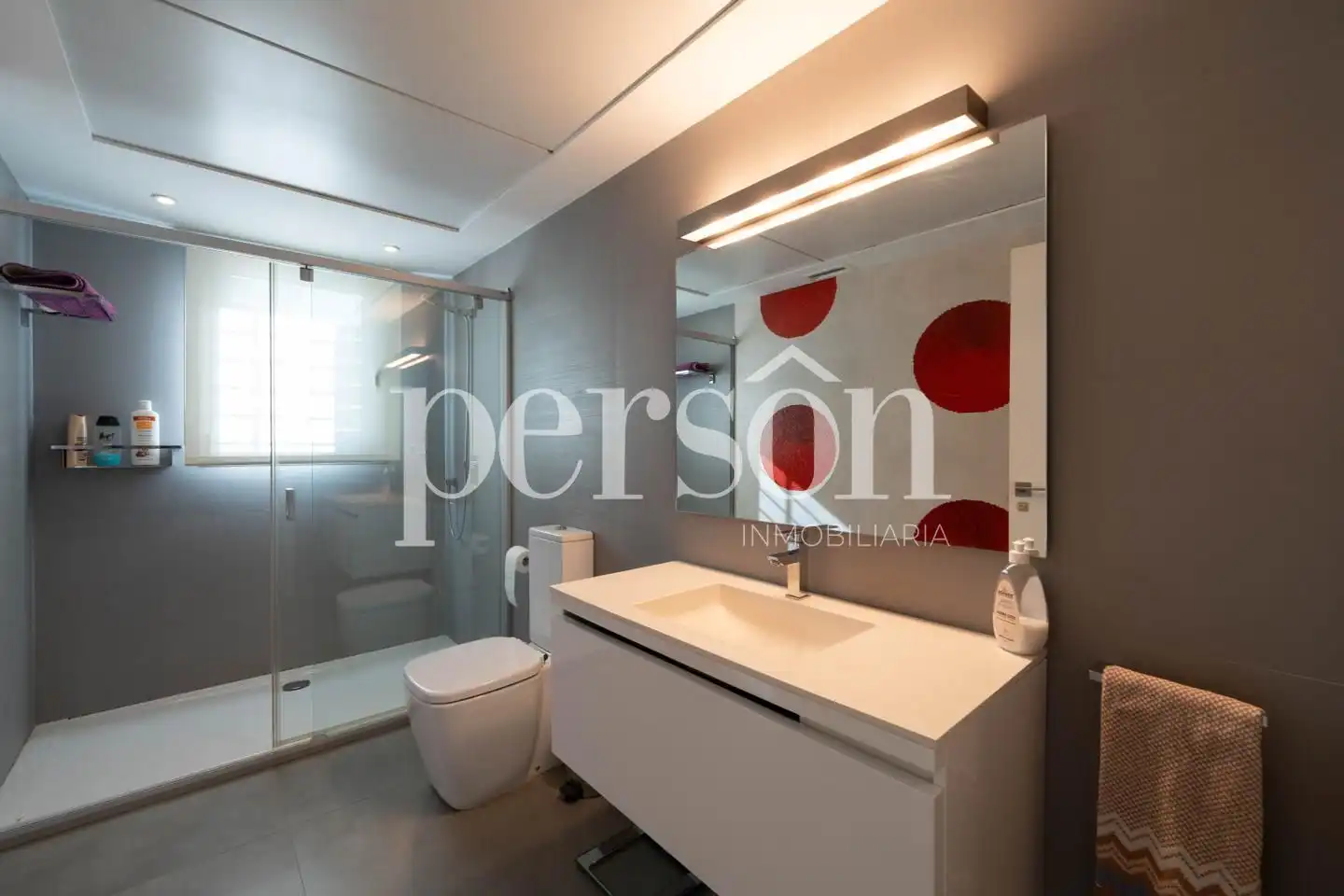 Baño de Casa o chalet en venta en La Pobla de Vallbona con Aire acondicionado, Calefacción y Jardín privado