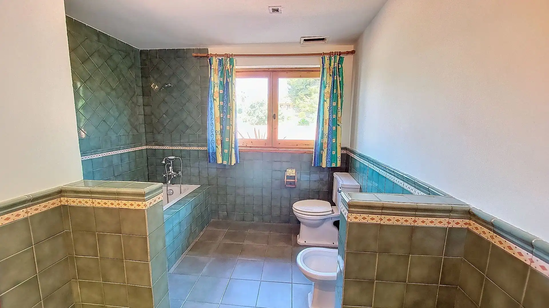 Baño de Casa o chalet en venta en Calafell con Aire acondicionado, Calefacción y Jardín privado
