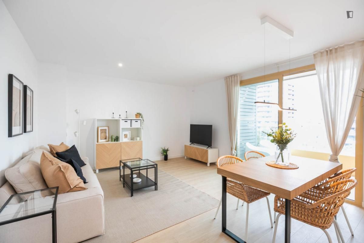 Sala d'estar de Apartament de lloguer en Badalona amb Aire condicionat, Calefacció i Moblat