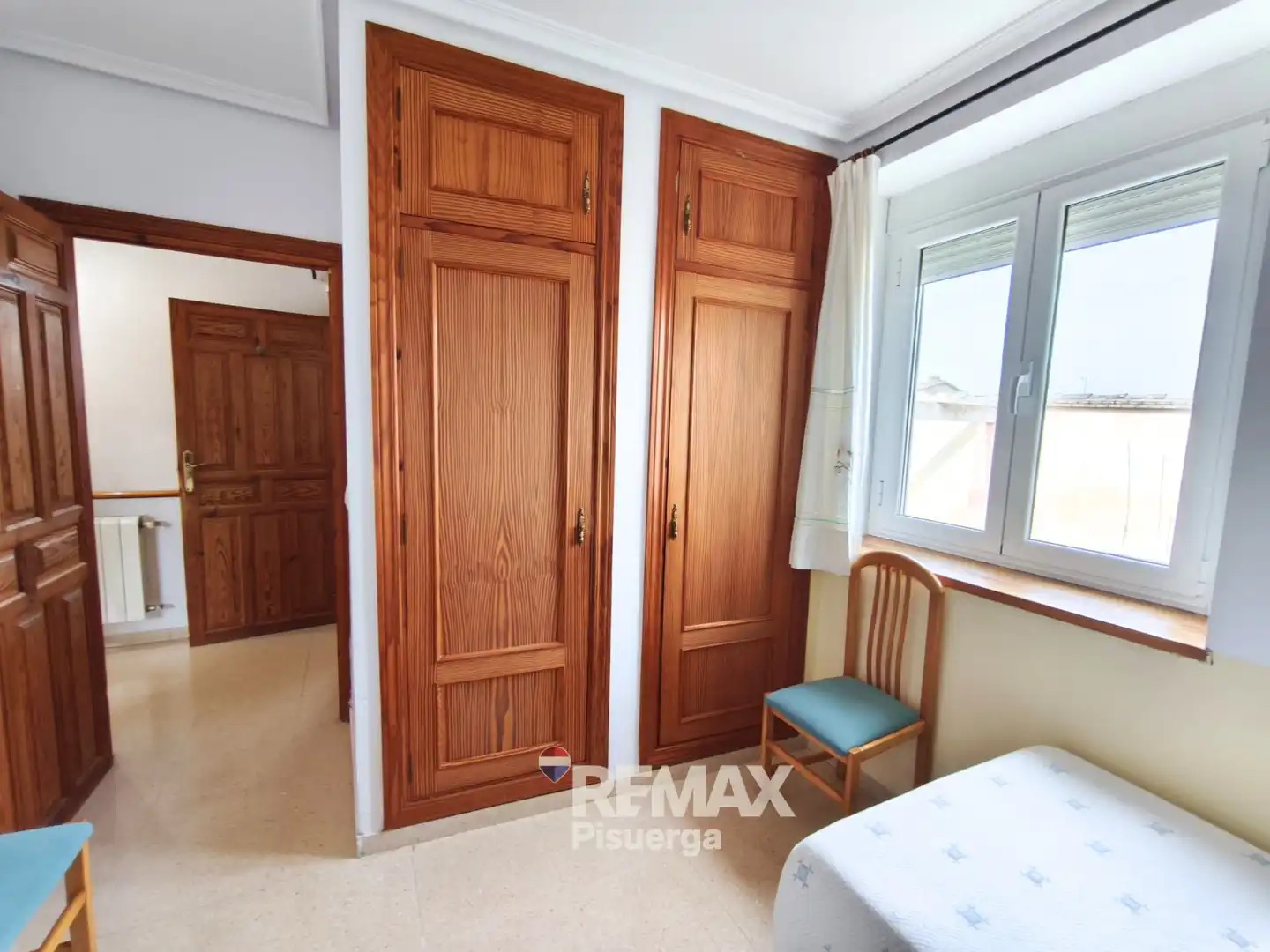 Habitación de Edificio en venta en Pozoantiguo