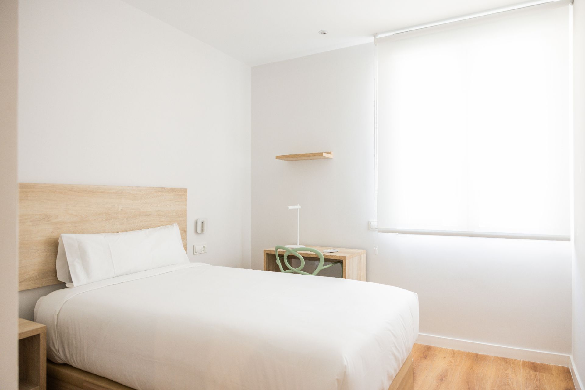 Bedroom of Flat to share in  Madrid Capital  with Air Conditioner, Heating and Furnished