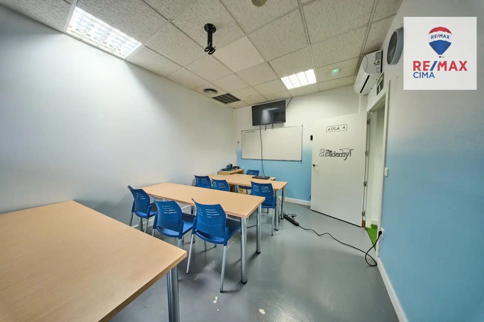 Business premises for transfer in Calle de la Cruz del Sur 8, imagen 22