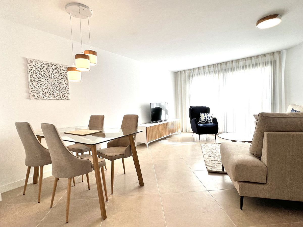 Living room of Single-family semi-detached for sale in Estepona  with Terrace, Storage room and Swimming Pool