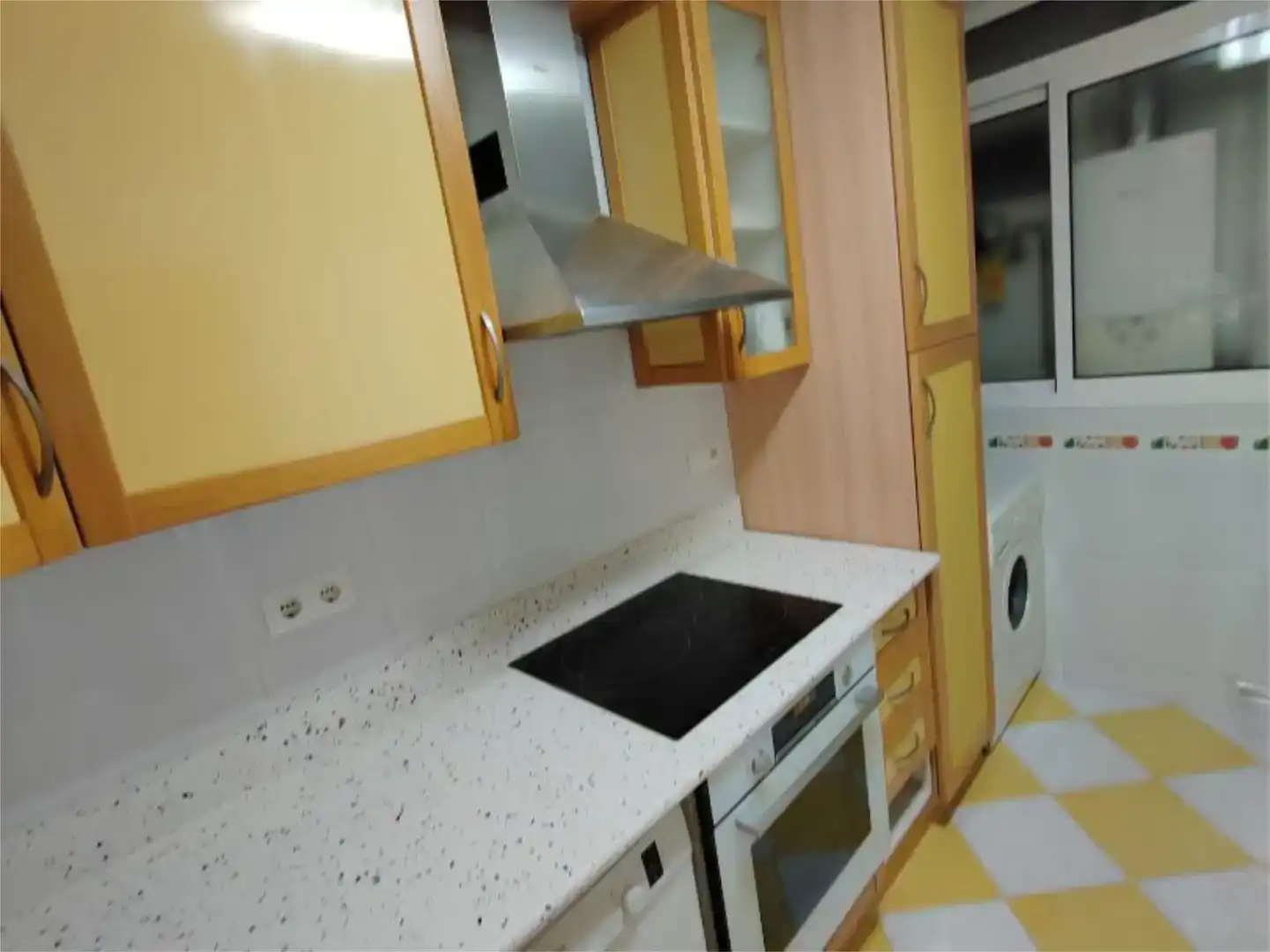 Cuina de Apartament en venda en Salou amb Aire condicionat, Piscina i Balcó