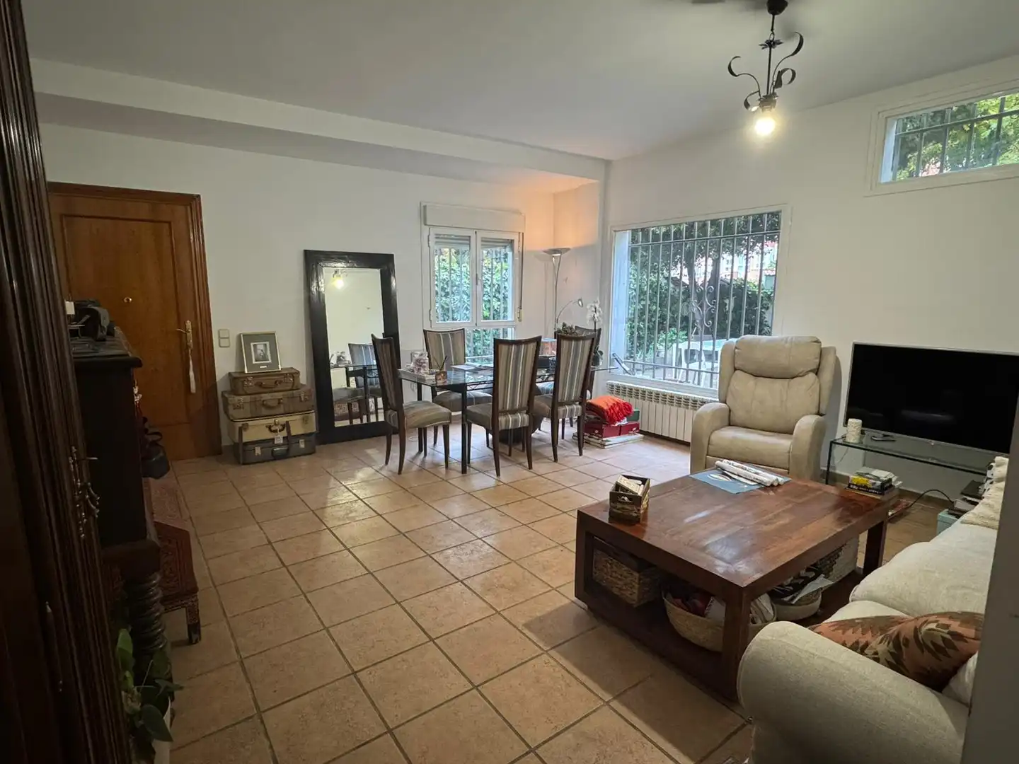 Sala de estar de Casa o chalet en venta en Madrid con Calefacción y Jardín privado