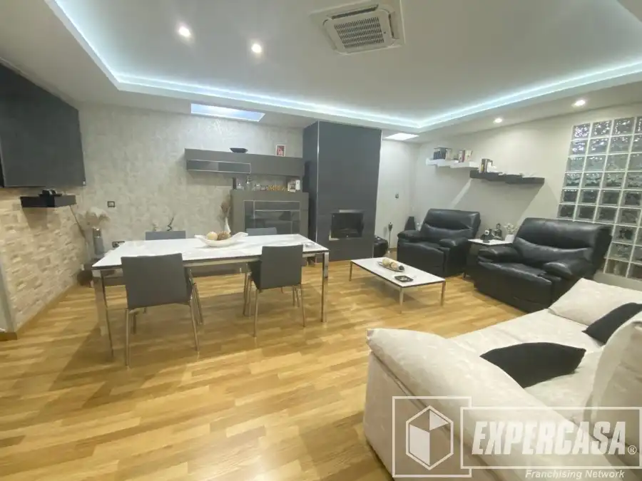 Living room of Houses for sale in Torrent  with Air Conditioner, Heating and Terrace