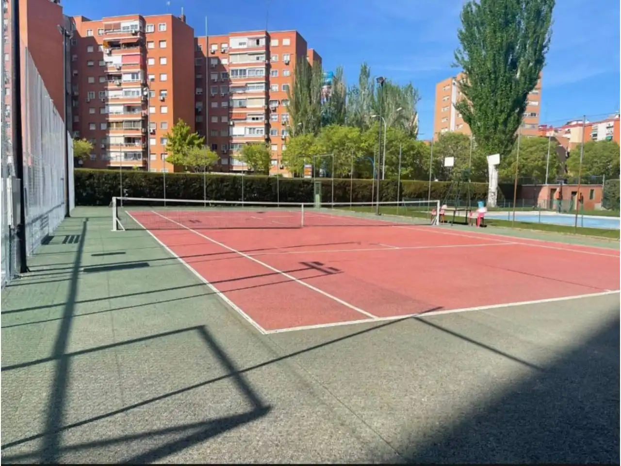 Parkplatz von Wohnung zum Verkauf in Fuenlabrada mit Klimaanlage, Heizung und Terrasse