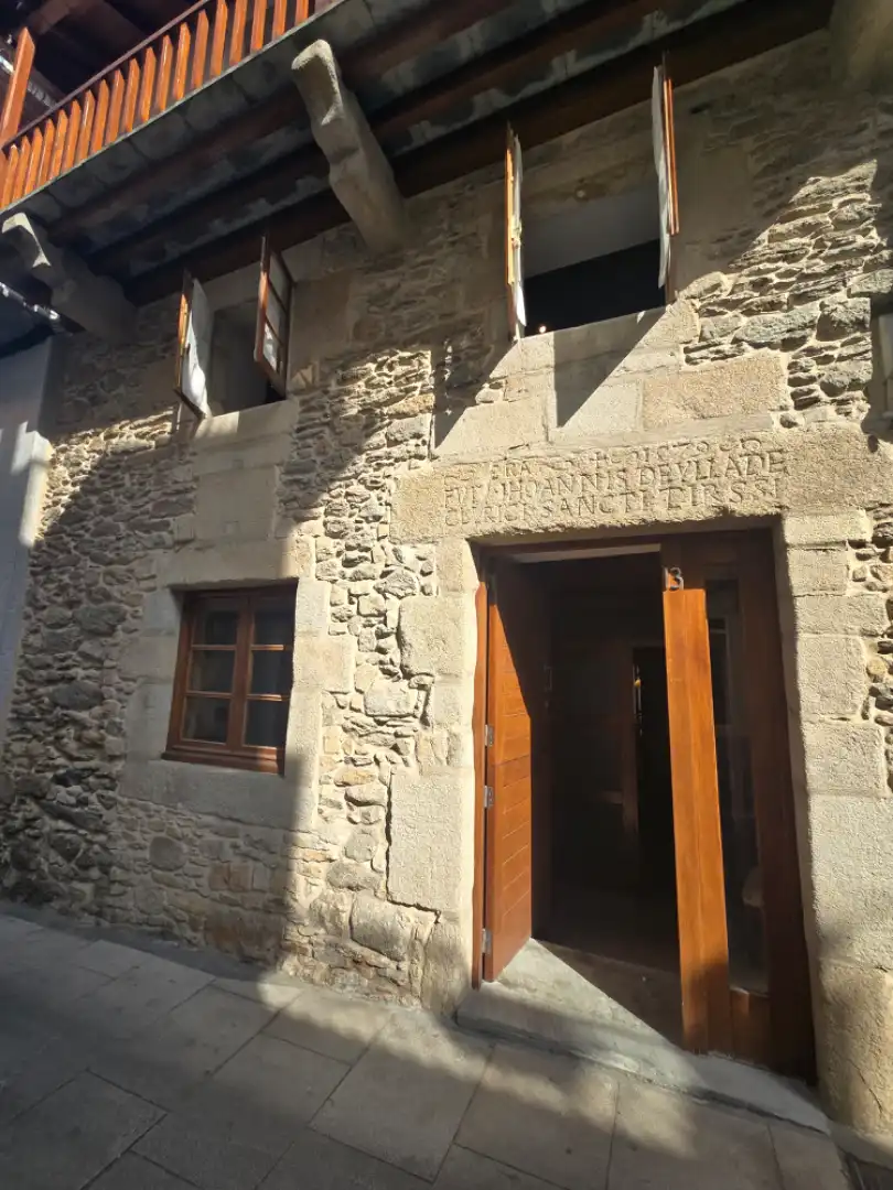 Casa adosada en venta en Viveiro con Calefacción, Parquet y Horno