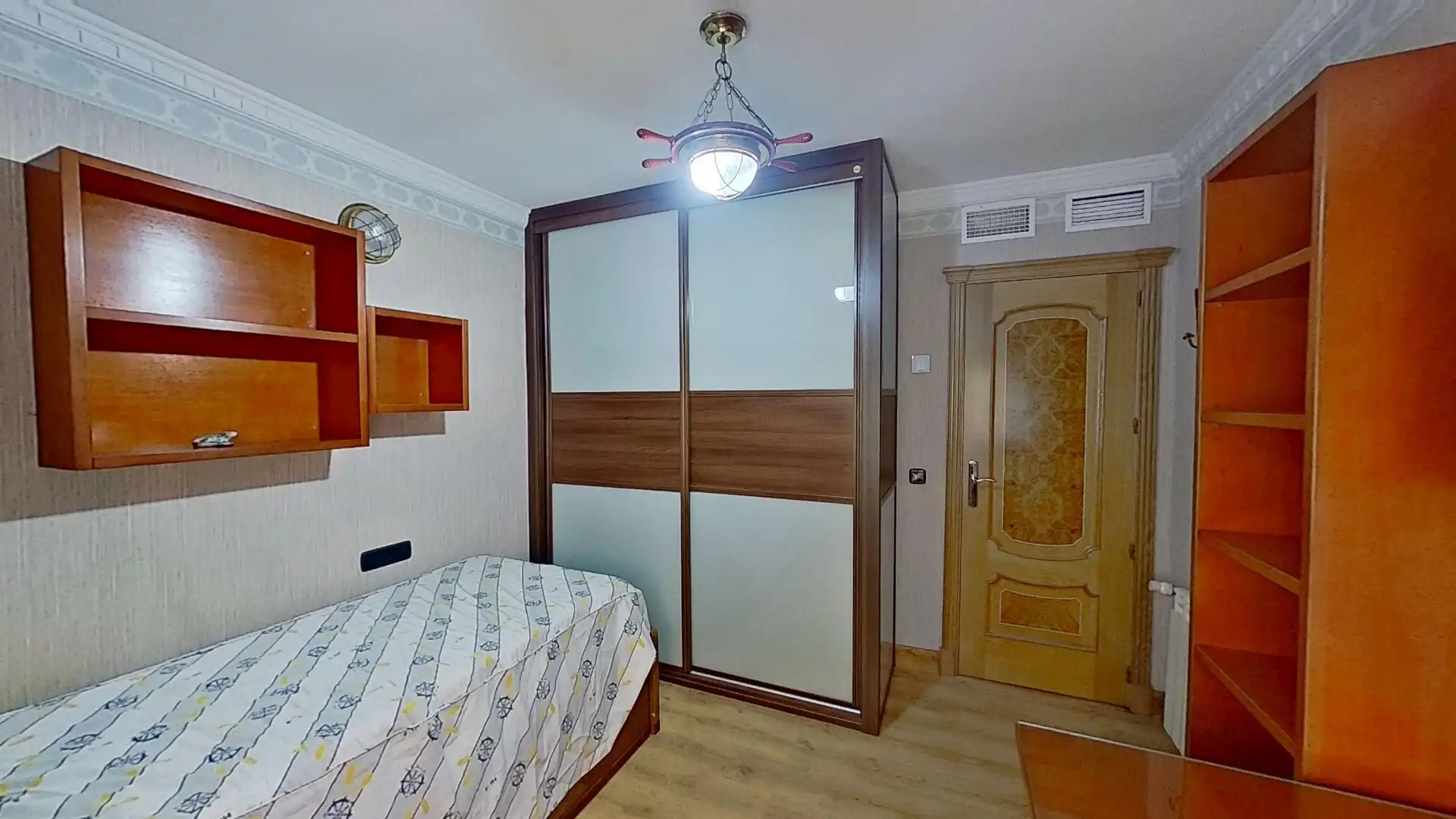 Bedroom of Flat for sale in Málaga  with Air Conditioner and Furnished