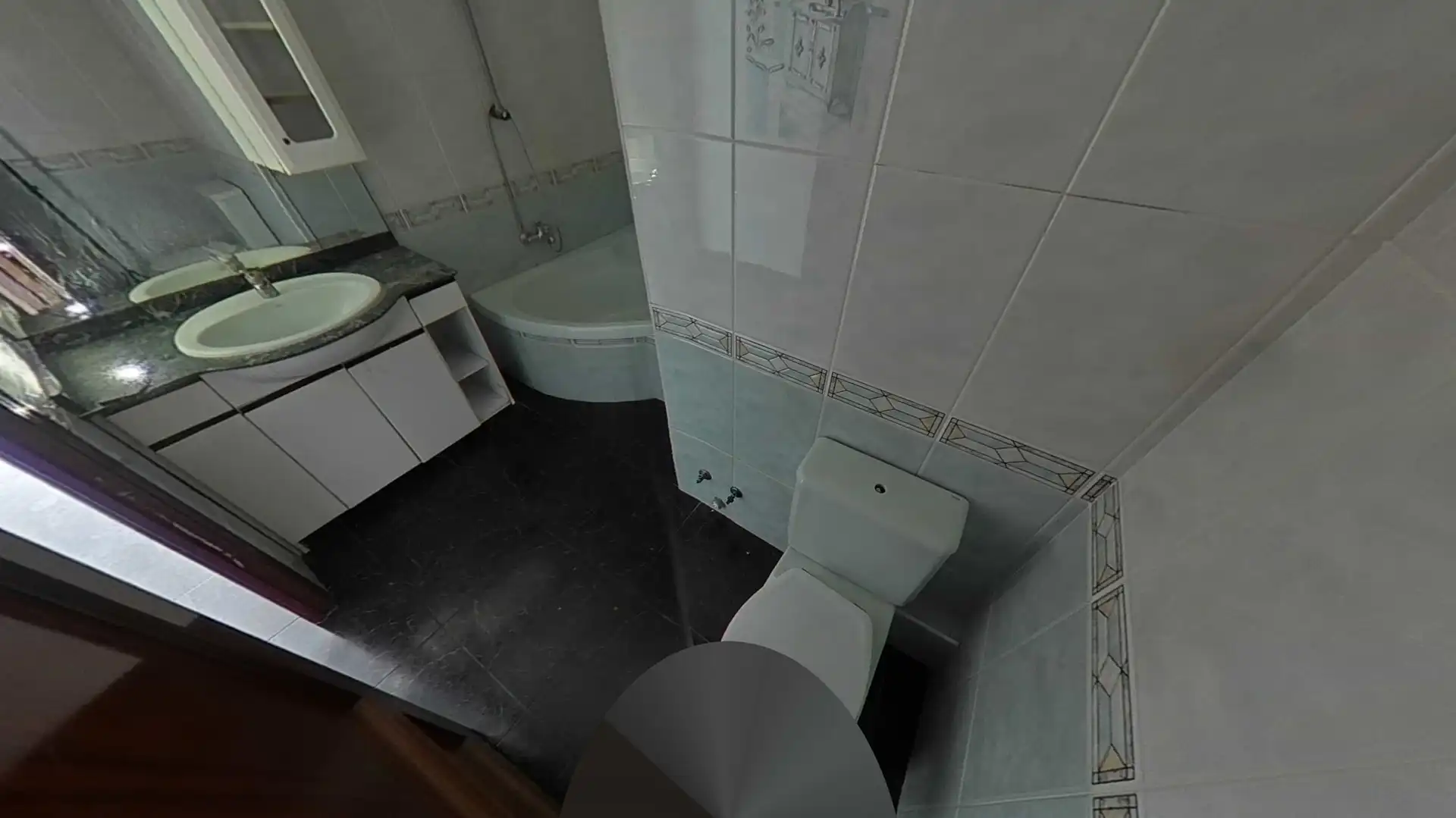 Bathroom of Flat for sale in Reus