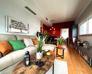 Sala d'estar de Apartament de lloguer en L'Hospitalet de Llobregat amb Aire condicionat, Calefacció i Terrassa