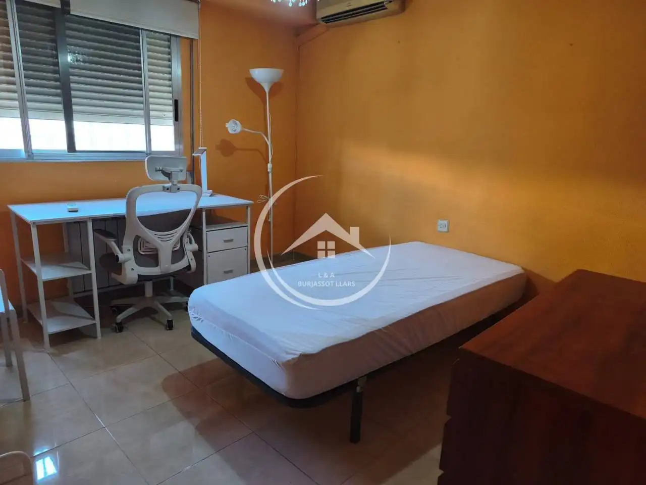 Appartamento con ascensore in affitto a Avenida Pi y Margall, imagen 17