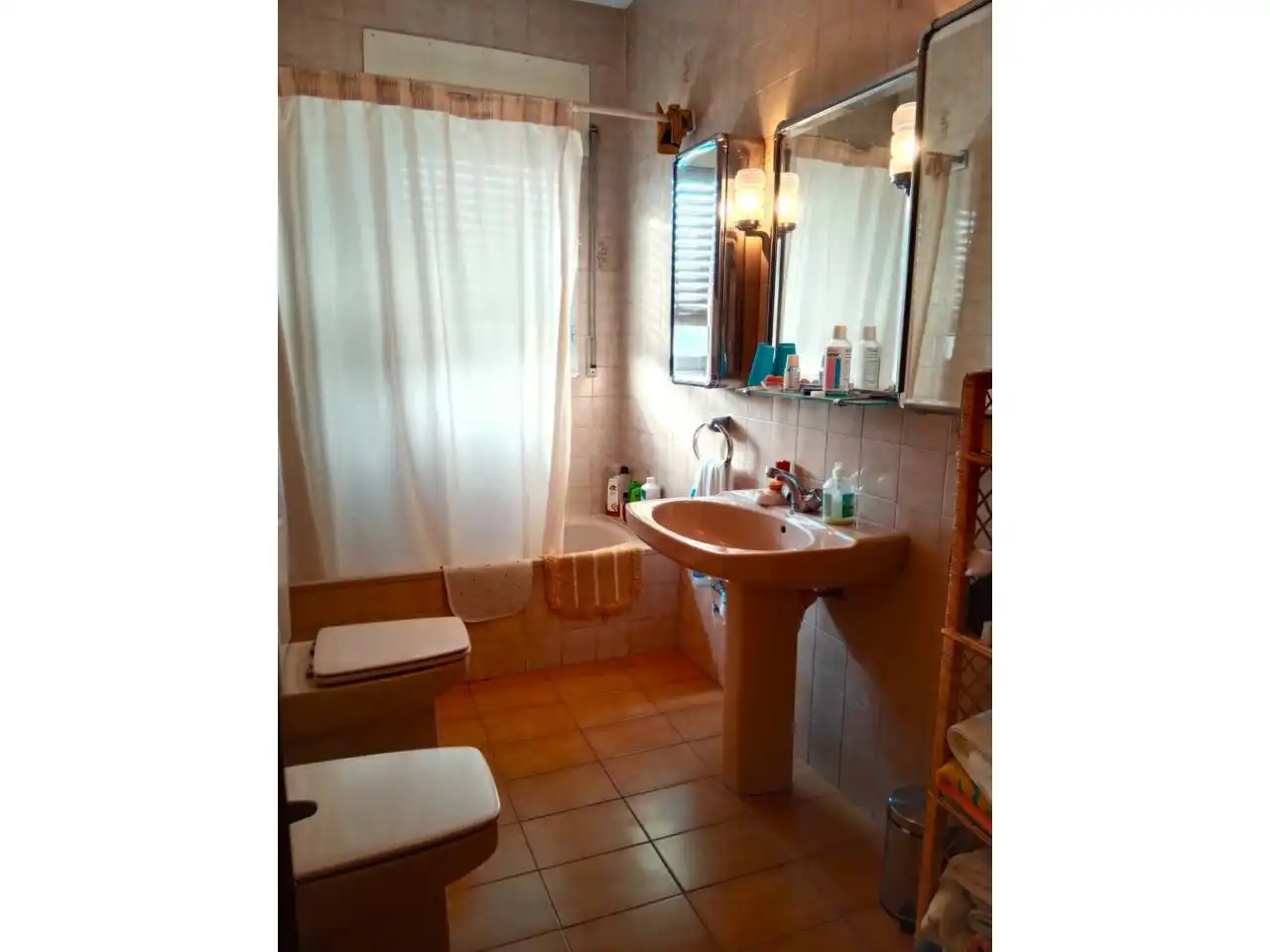 Bany de Casa o xalet en venda en Tamarite de Litera amb Terrassa i Moblat