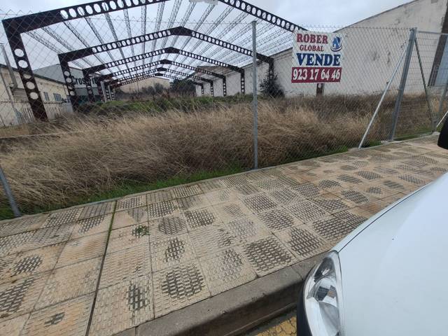 Nave industrial en Venta en Carbajosa de la Sagrada