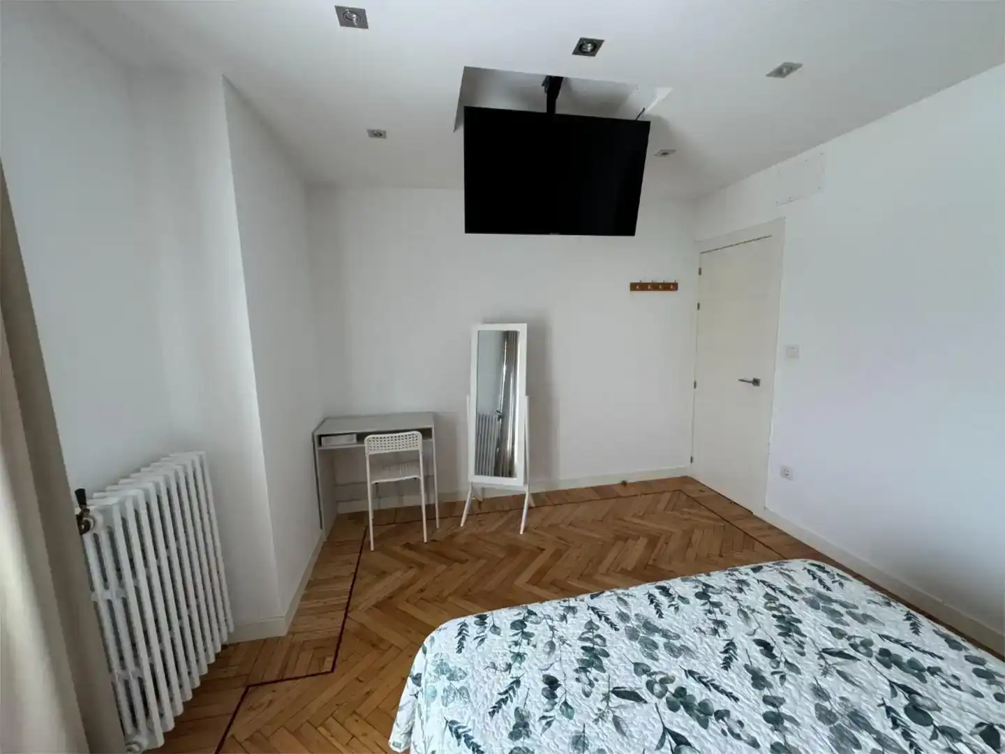 Bedroom of Detached homes for rent in Polanco  with Private garden, Parquet flooring and Furnished