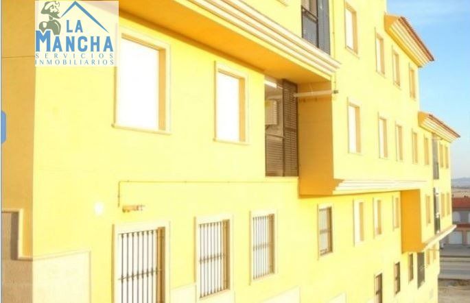 Exterior view of Flat for sale in Chinchilla de Monte-Aragón  with Heating, Parquet flooring and Terrace