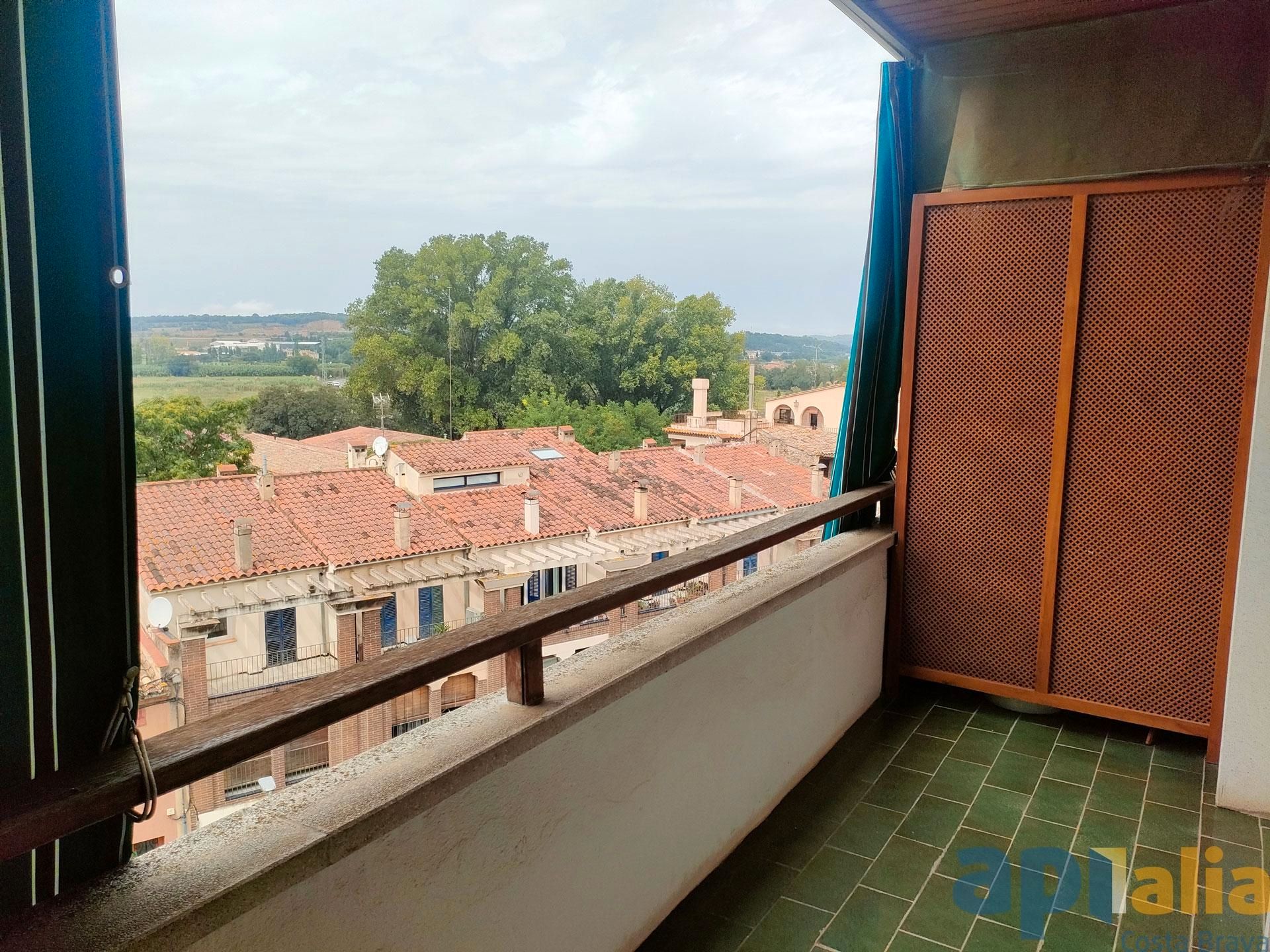 Balcony of Flat for sale in La Bisbal d'Empordà  with Heating, Terrace and Balcony